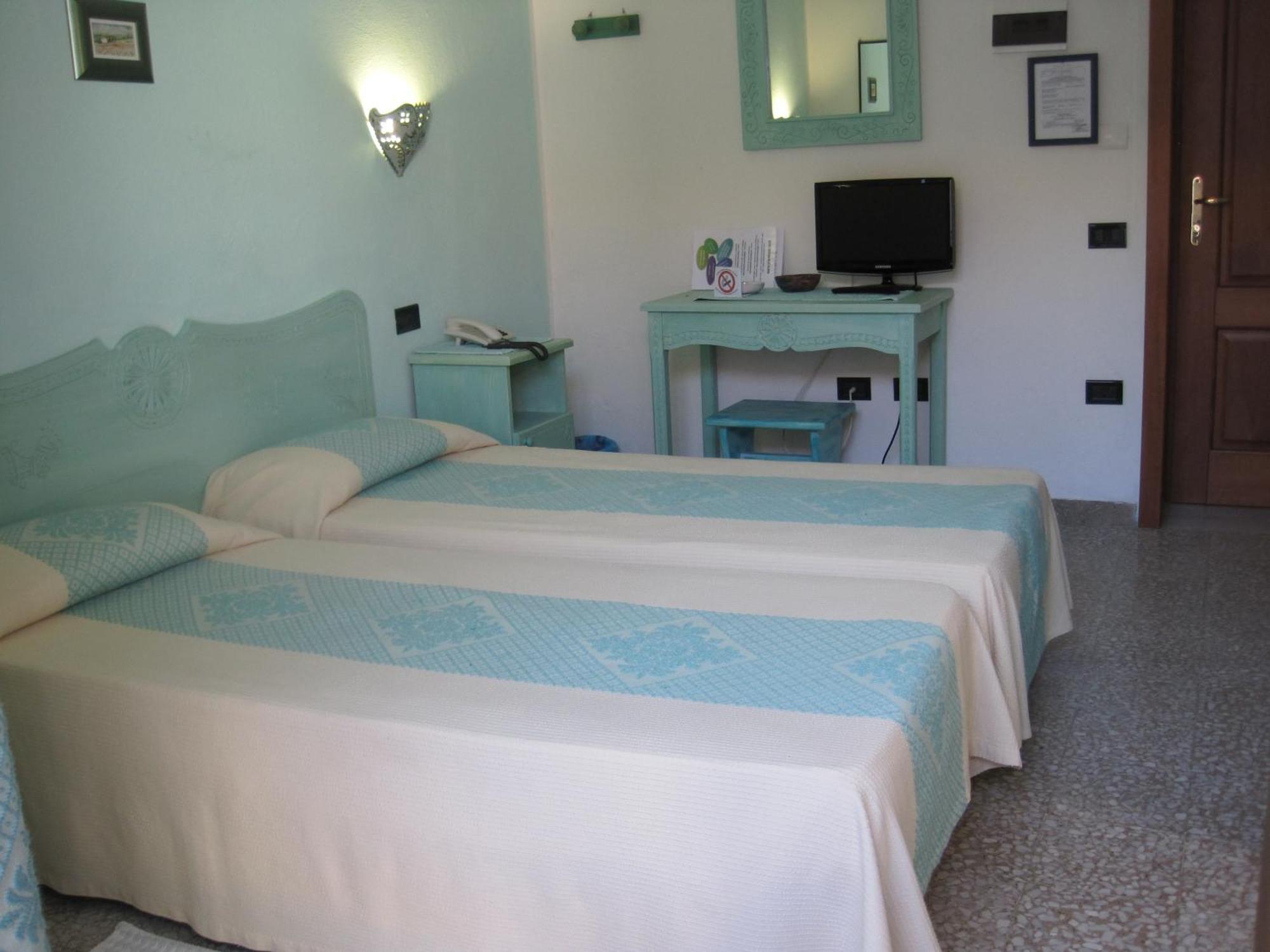 Hotel Moderno Santa Teresa Gallura Ruang foto