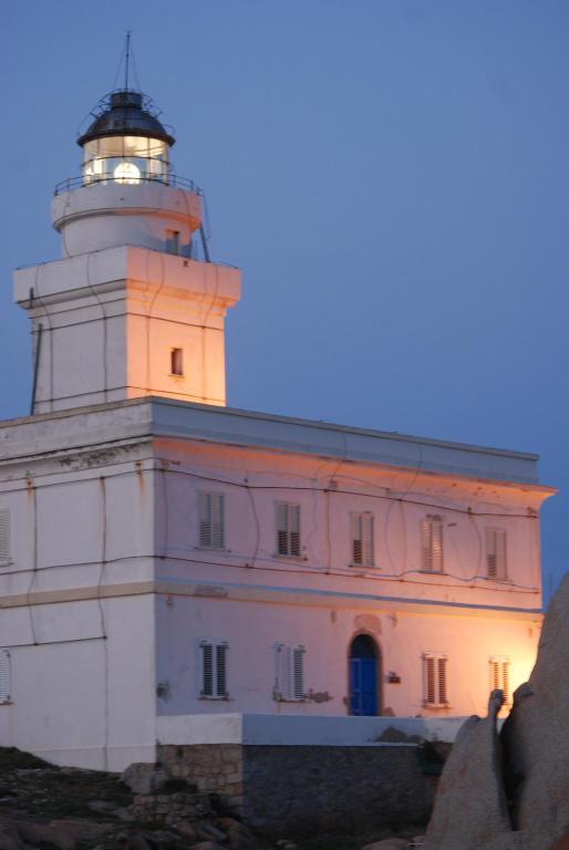 Hotel Moderno Santa Teresa Gallura Bagian luar foto