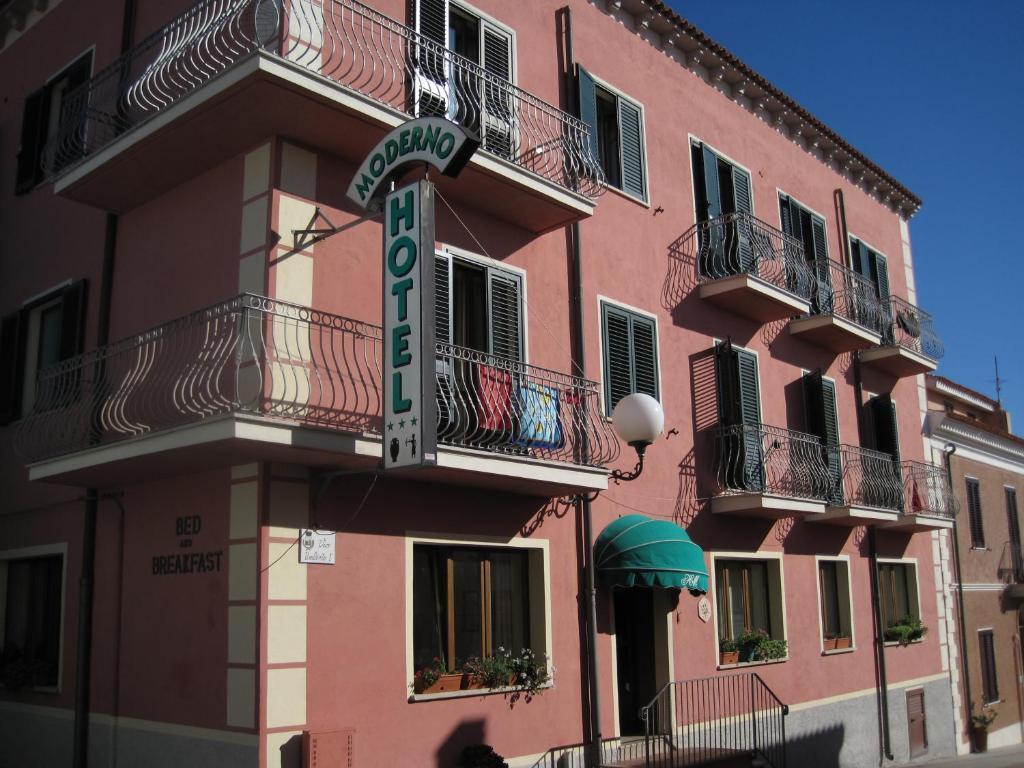 Hotel Moderno Santa Teresa Gallura Bagian luar foto